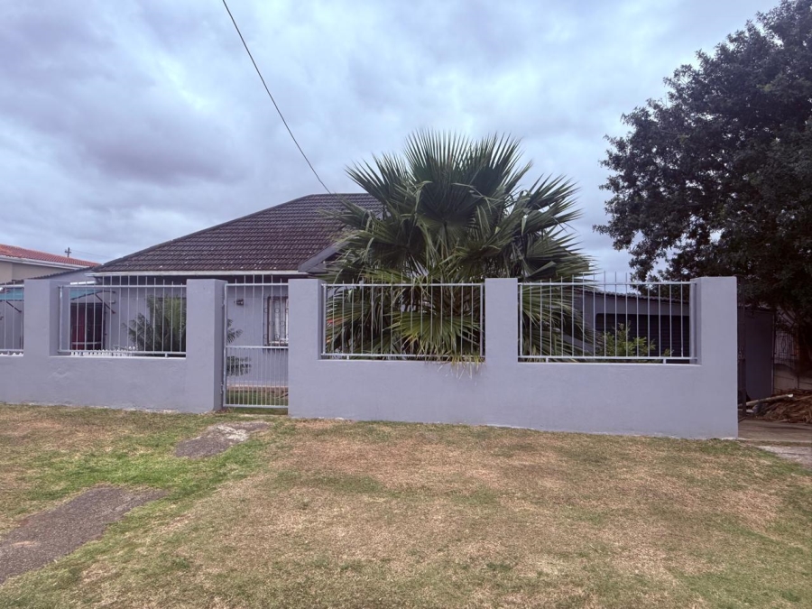 3 Bedroom Property for Sale in Bothasrus Eastern Cape